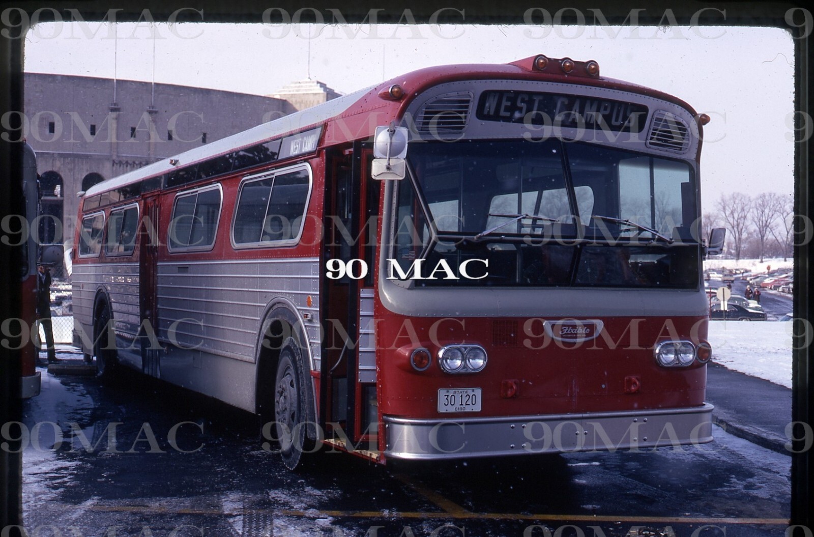 OHIO STATE UNIVERSITY-OSU. FLXIBLE BUS #120. Columbus (OH). Original Slide 1971.