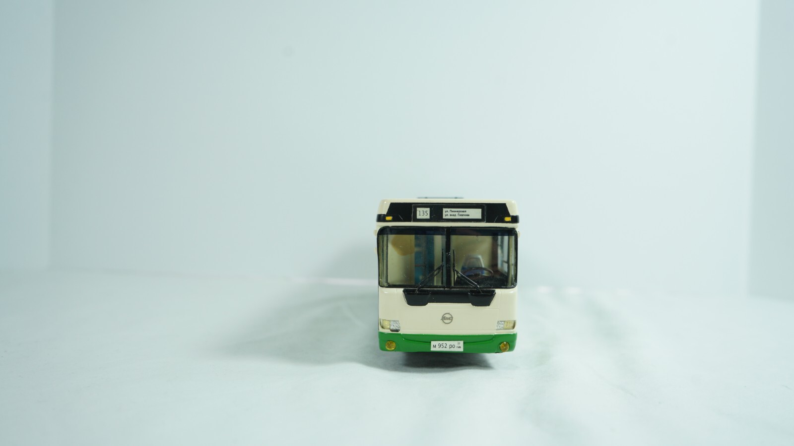 Rare Vector-Models 1/43 Diecast Russian City Bus No Box HO7