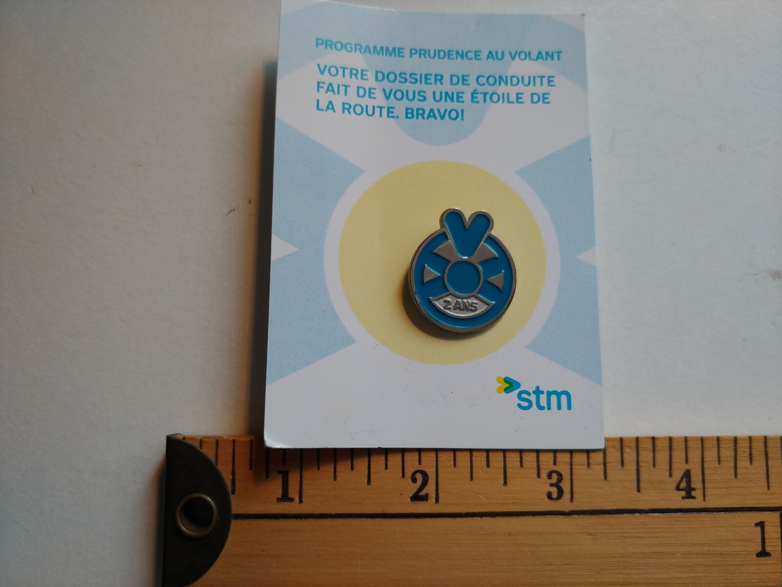* 2 YEARS STM SCFP MONTREAL TRANSIT SAFE BUS DRIVER METRO BADGE PIN PINBACK *