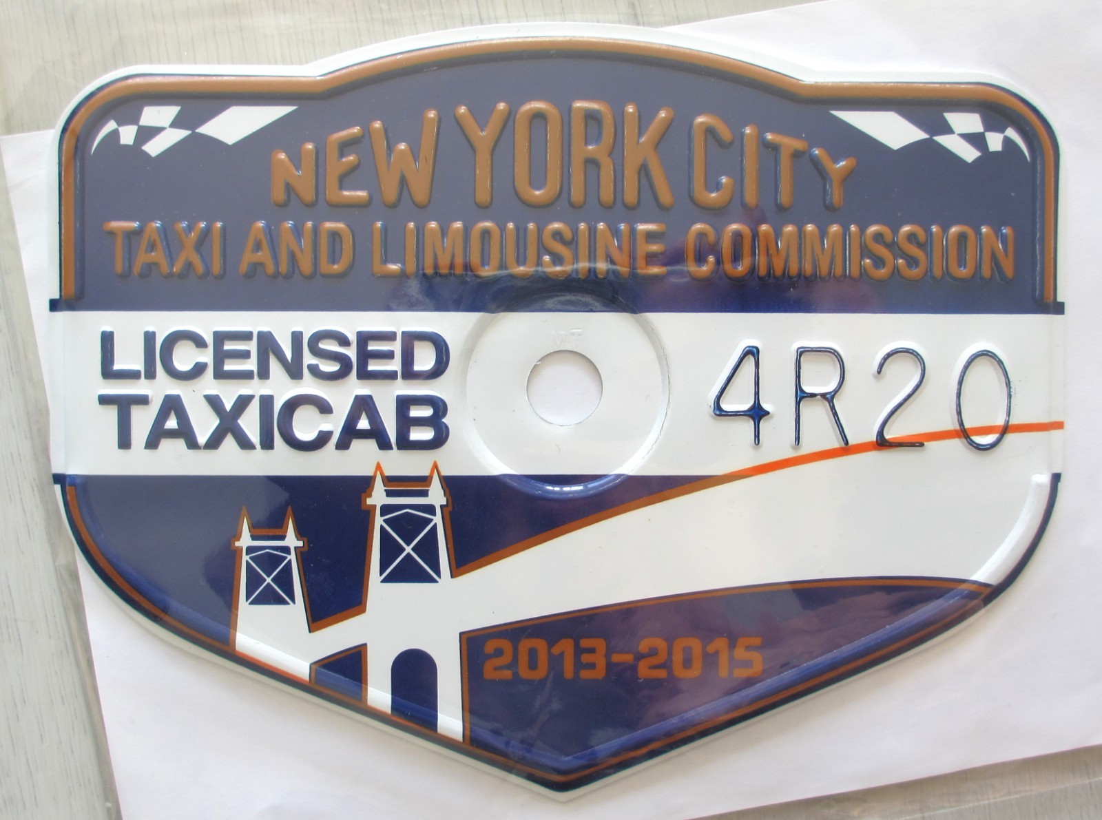Retired 2013-2015 New York City Licensed Taxi Cab Medallion 4R20 NYC
