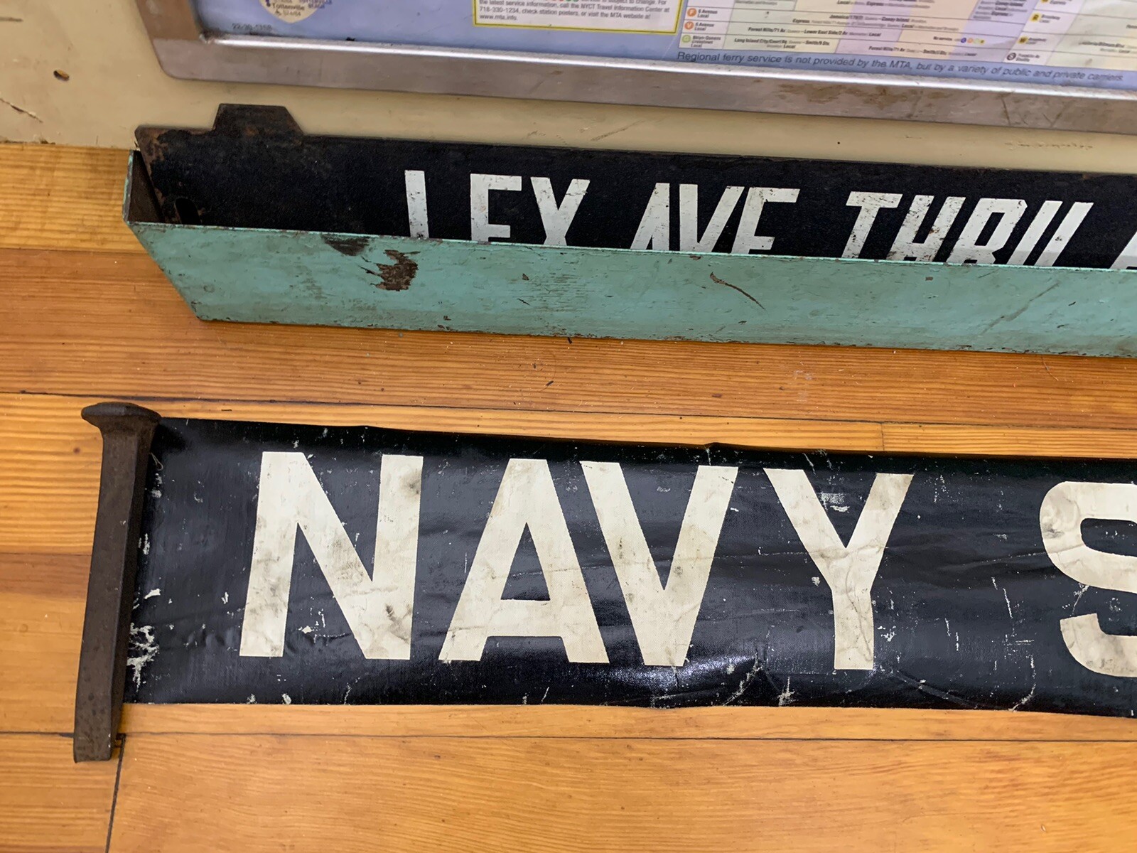 NY NYC BUS ROLL SIGN NAVY STREET ELEVATED FORT GREENE JAY STREET BROOKLYN YARD