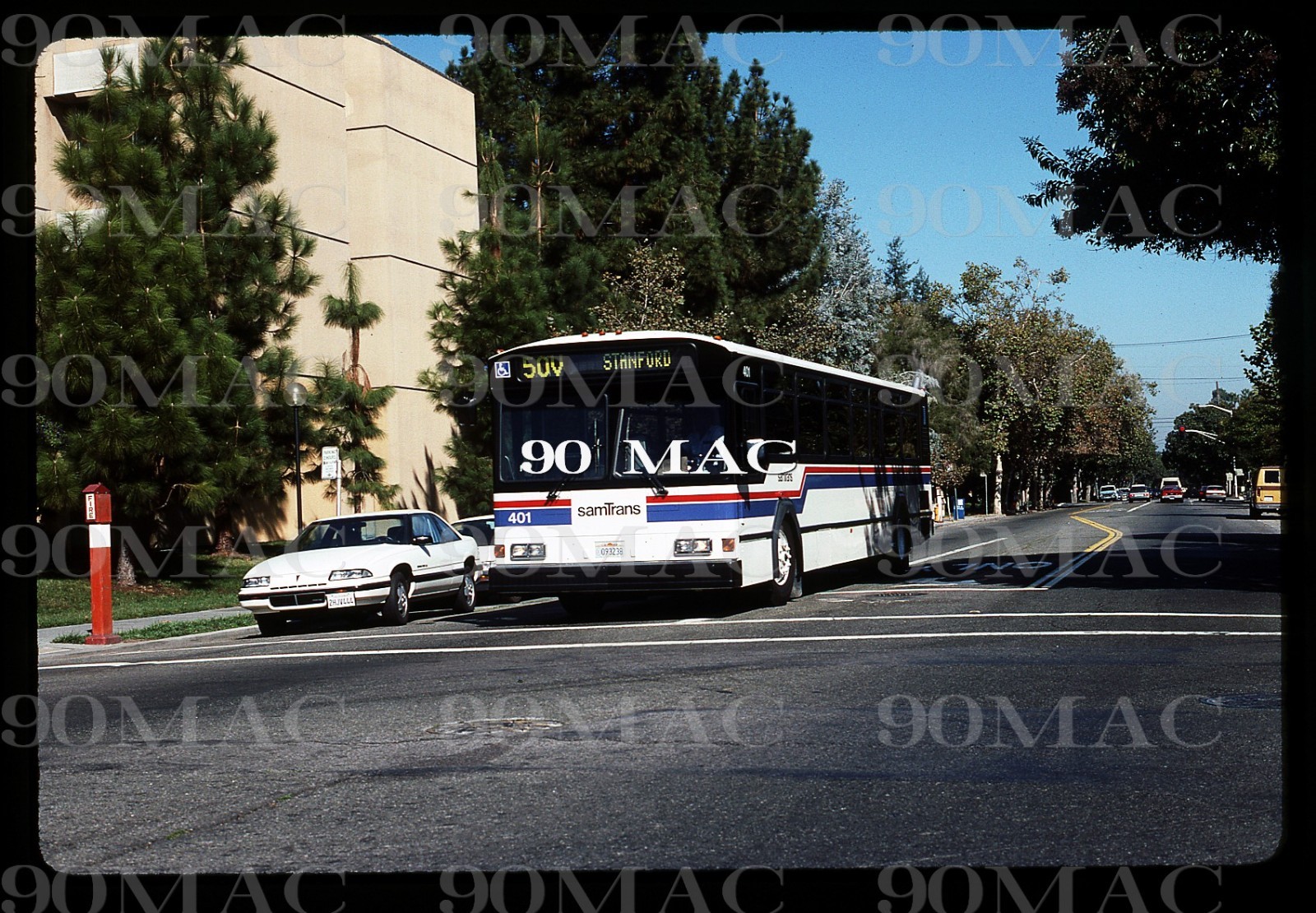 SAMTRANS. AM GENERAL BUS #401. San Jose (CA). Original Slide 1990.